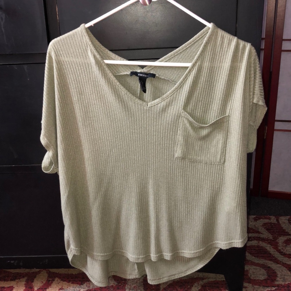 T shirt from forever 21